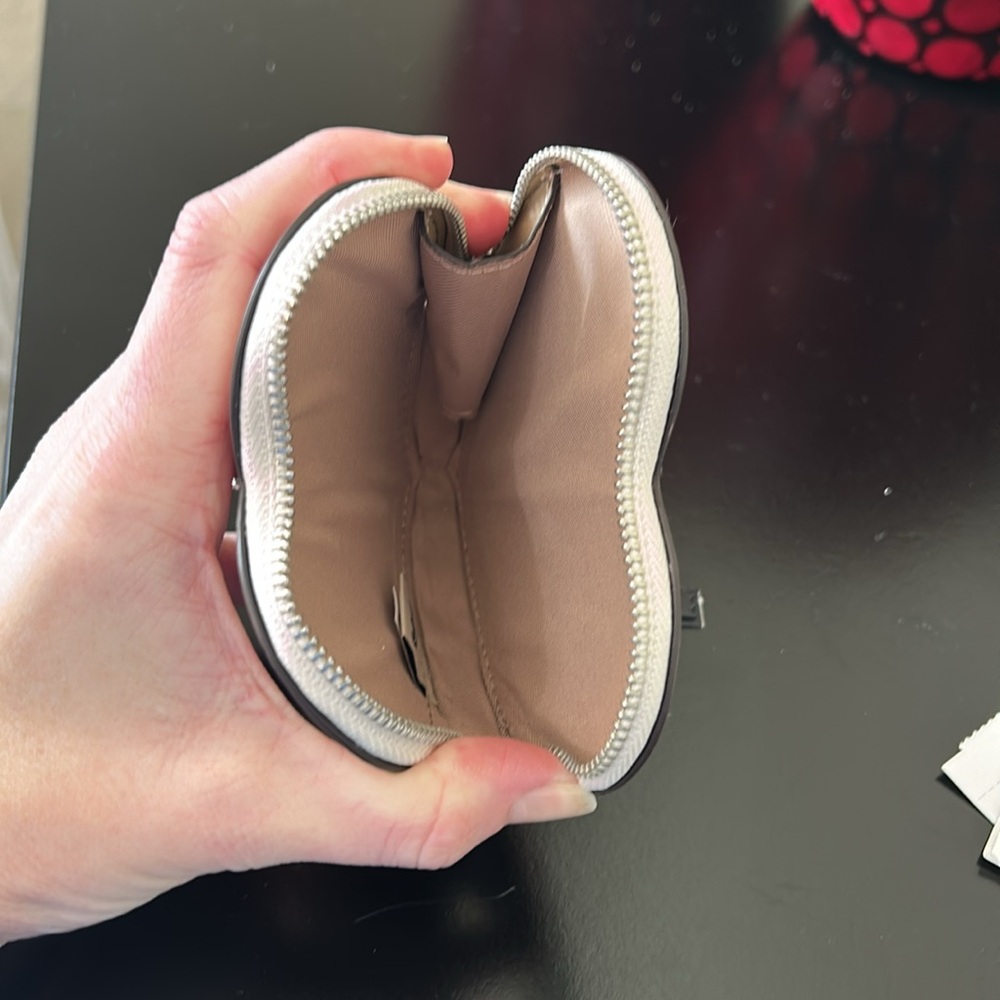 Coach NWT Heart Coin Case With Cherry Print - Picture 11 of 12
